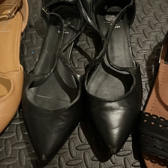 Flats (3) - Picture 3 of 4